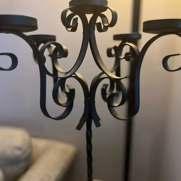 5 Arm Vintage Candelabra - Picture 6 of 6